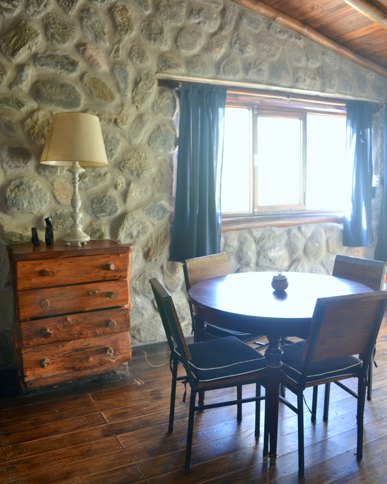 Merlín gastronomía. arte. hospedaje